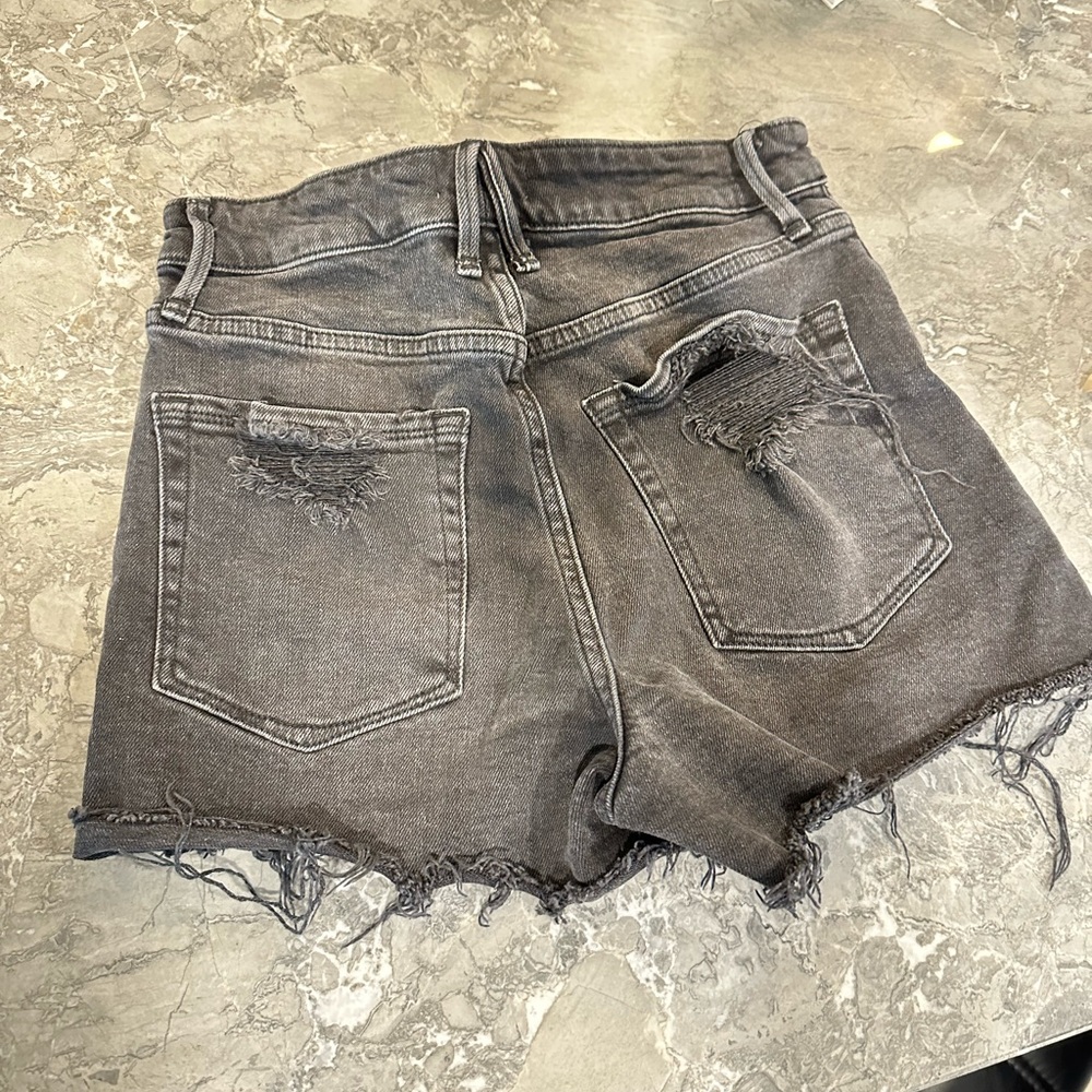 Good American black jean shorts size 0/25